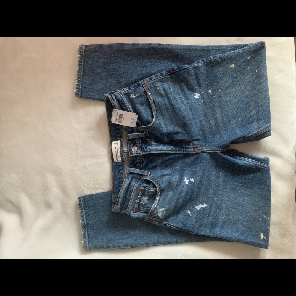 Abercrombie And Fitch Mom jeans
